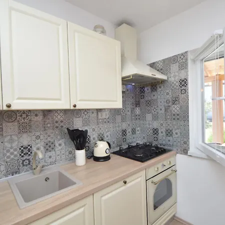 Hébergement de vacances Lana By Interhome Pakoštane