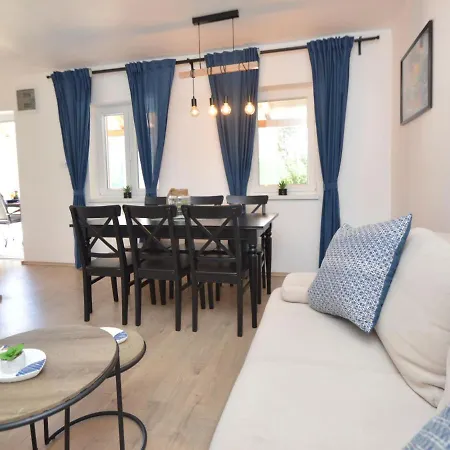 Holiday home Lana By Interhome